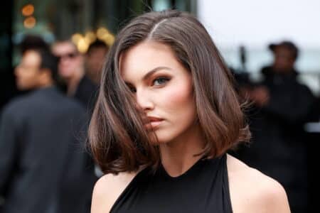 découvrez les tendances des coupes de cheveux automne 2023 ! inspirez-vous des styles chic et modernes pour rafraîchir votre look cette saison. que vous préfériez les coupes courtes, les longueurs dégradées ou les coiffures texturées, notre guide vous aidera à choisir la coupe idéale qui mettra en valeur votre personnalité.